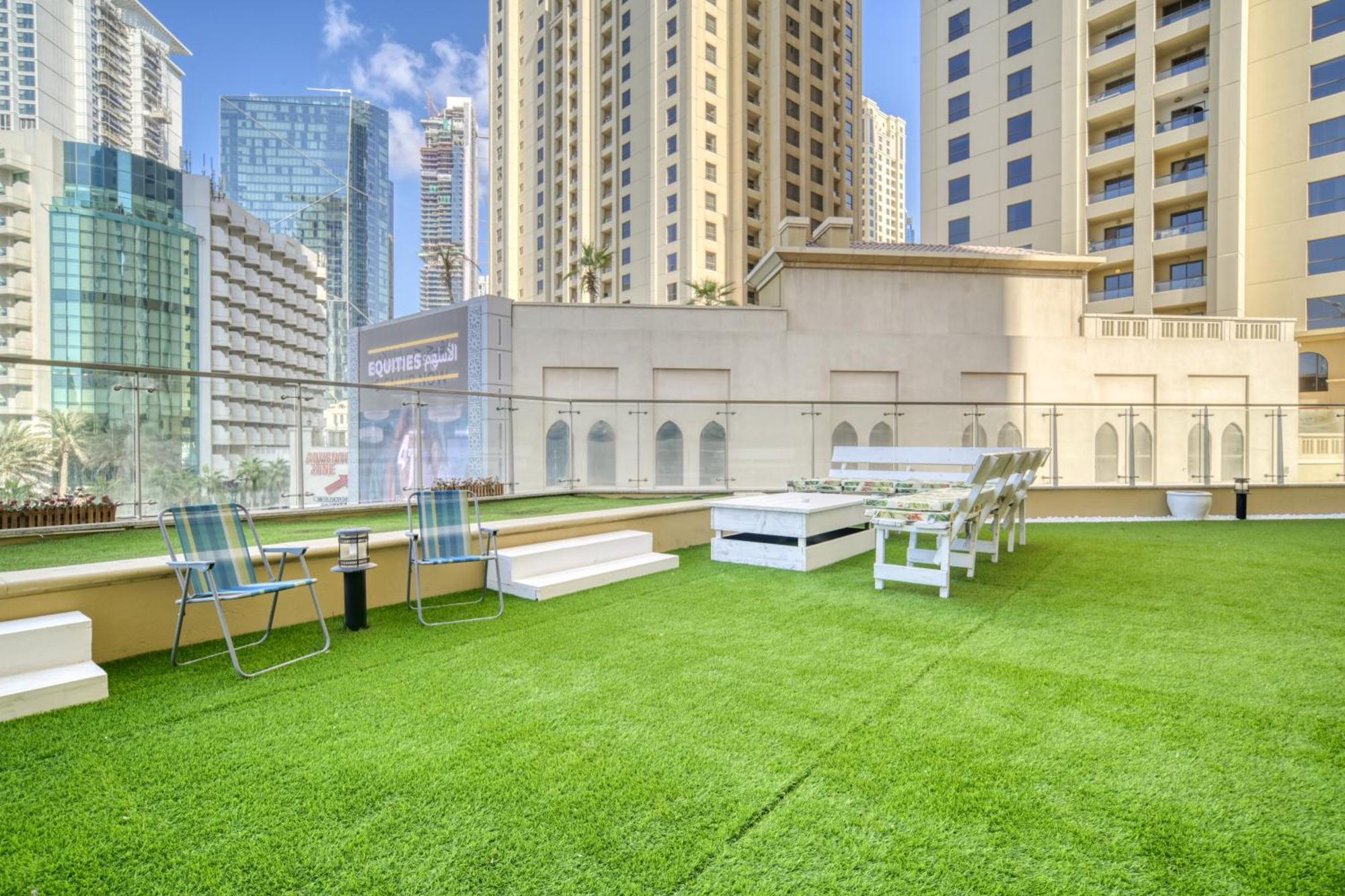 Luxurious 4 Bedroom Duplex With Terrace & Sea View Dubai Exterior foto